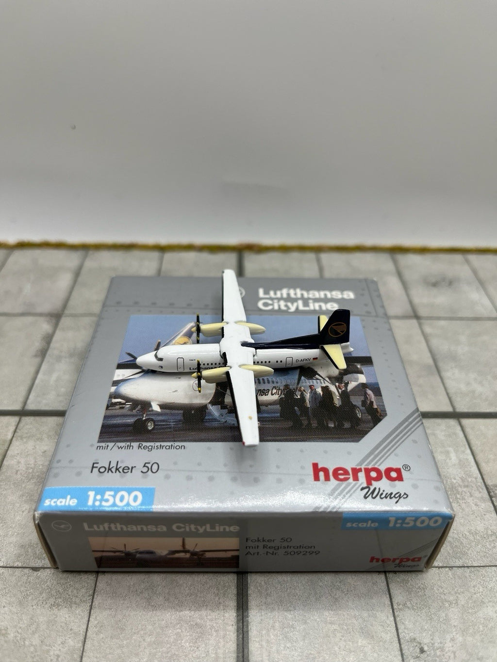 Herpa Wings 1:500 Lufthansa Cityline Fokker 50