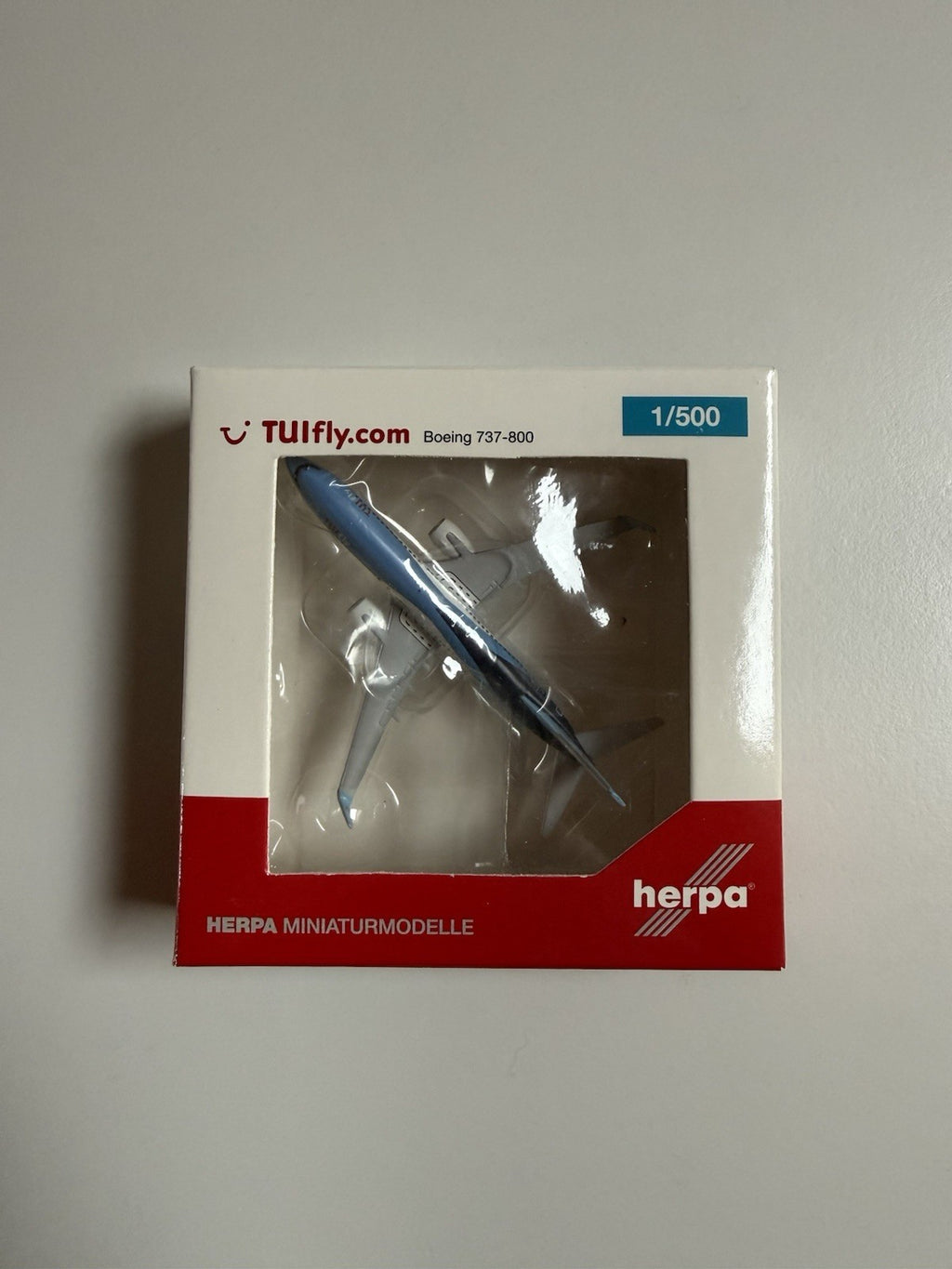 Herpa Wings 1:500 TUI fly 737-800