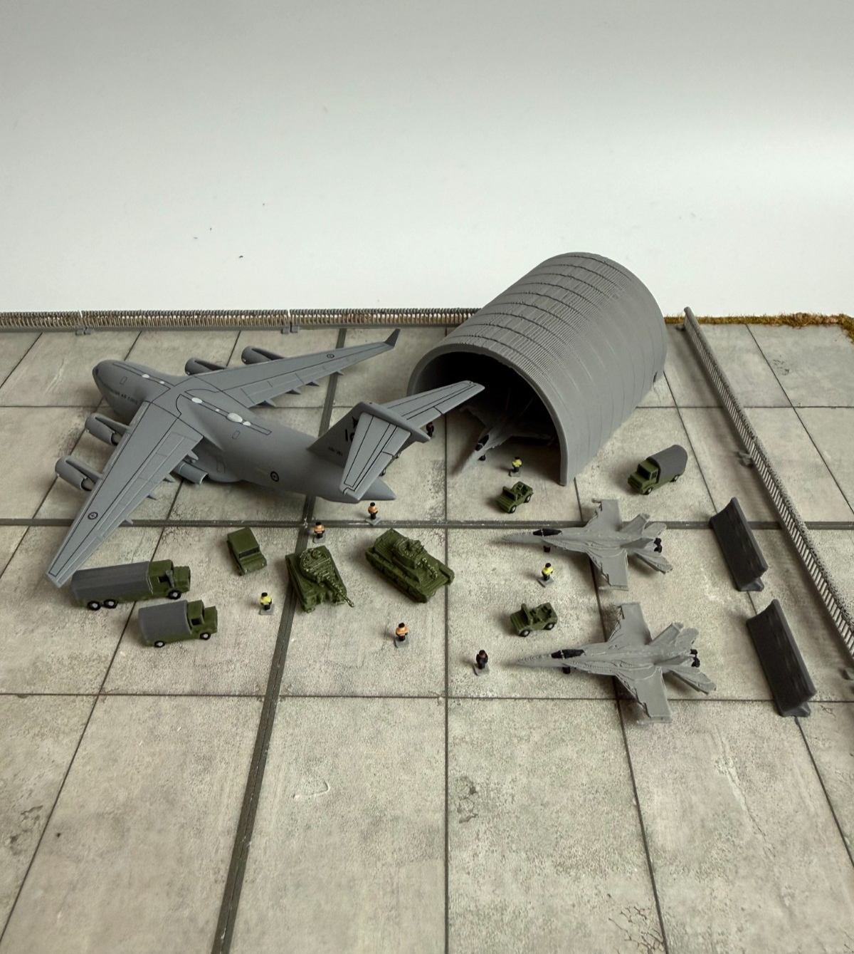 für Herpa 1:500 5x F18 Kampfjet Fighter Jet Military / GSE