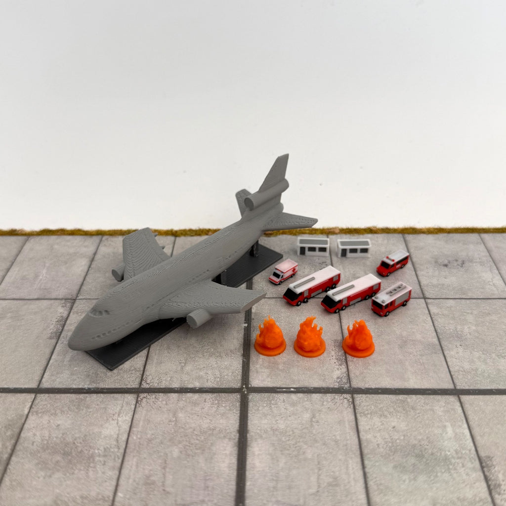 für Herpa Wings 1:500 / 1:400 Feuerwehr Training Dummy Firefighter Training Set