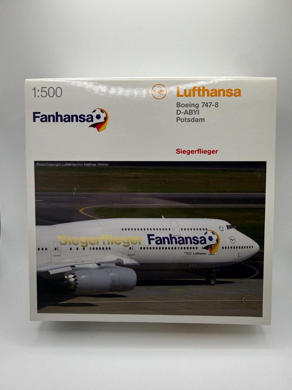 Herpa Wings 1:500 Lufthansa 747-8 Fanhansa