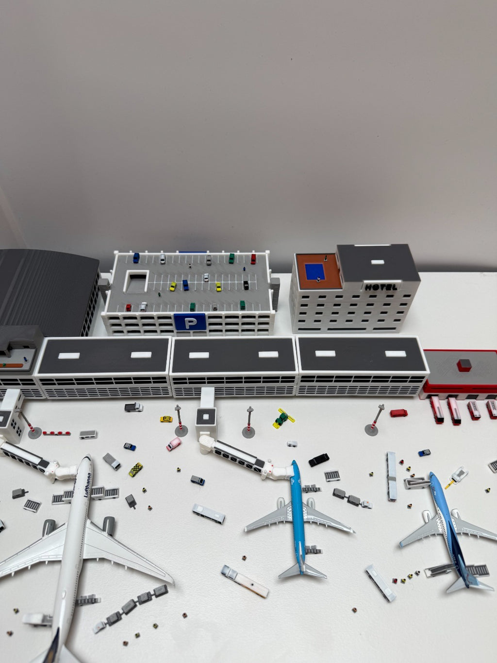 für Herpa Wings 1:500 Full Airport Set Flughafen Terminal GSE