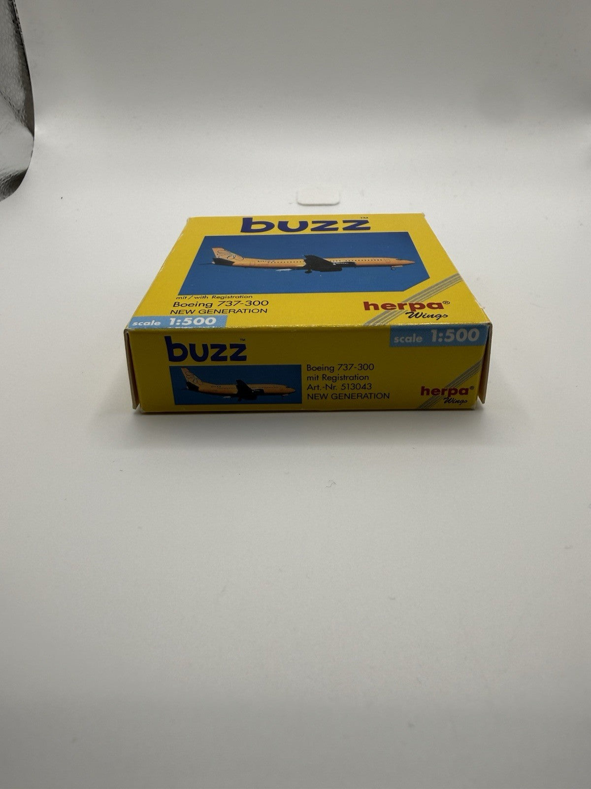 Herpa Wings 1:500 Buzz 737-300