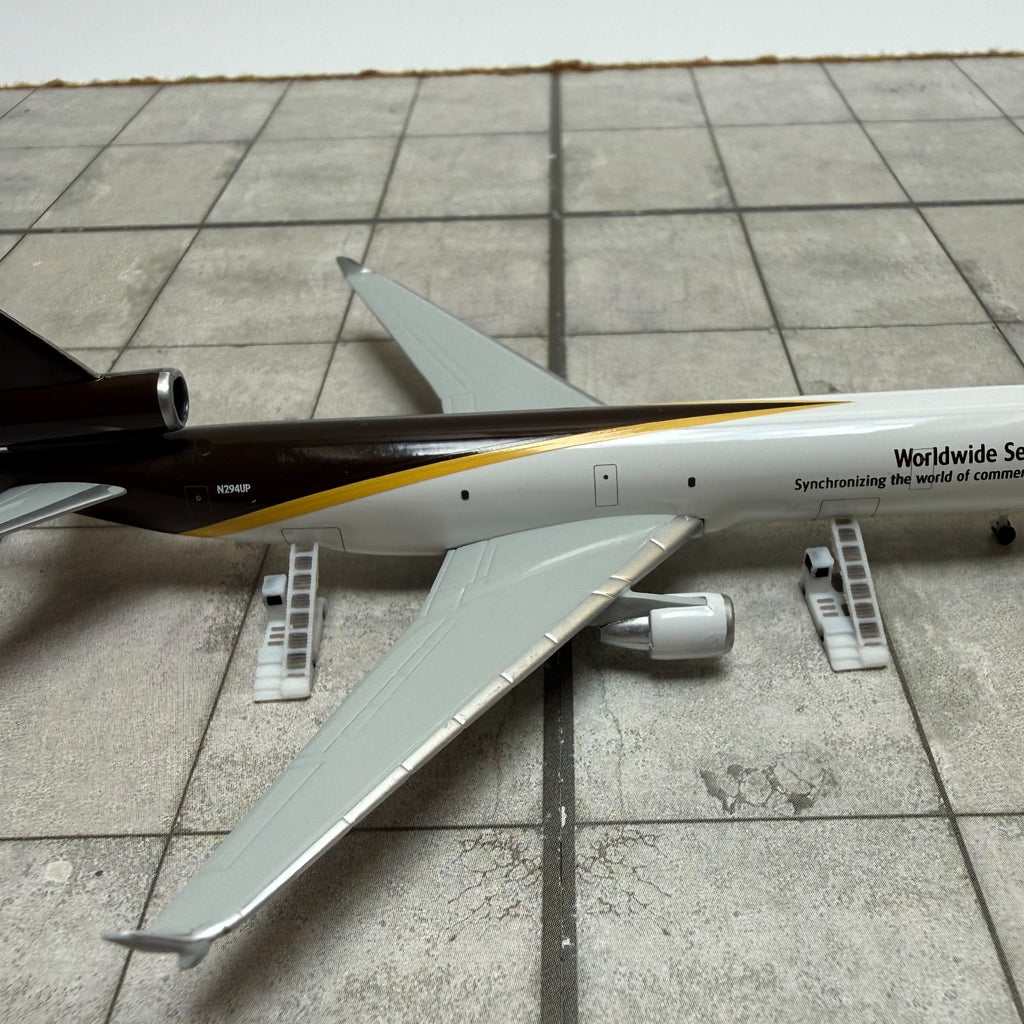 für Herpa Wings 1:500 / 1:400 10x Baggage Loader  Belt Loader / GSE