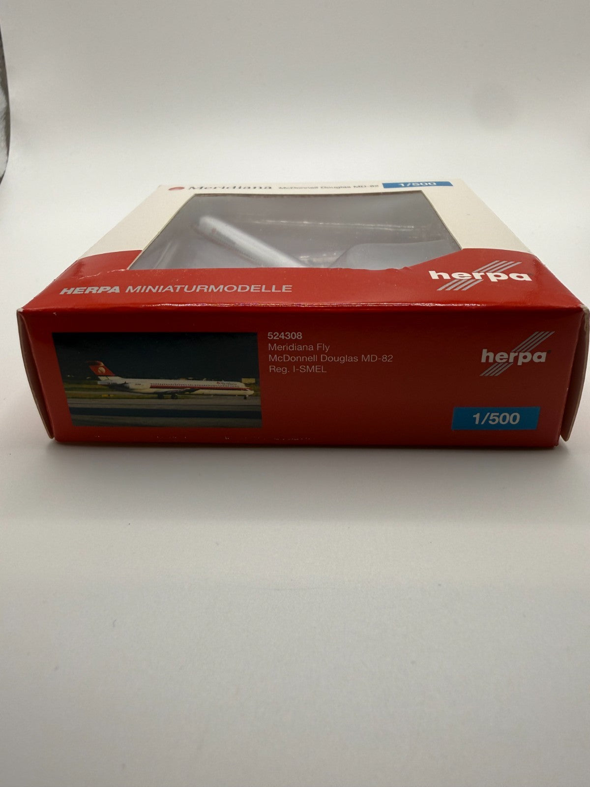 Herpa Wings 1:500 Meridiana MD-82