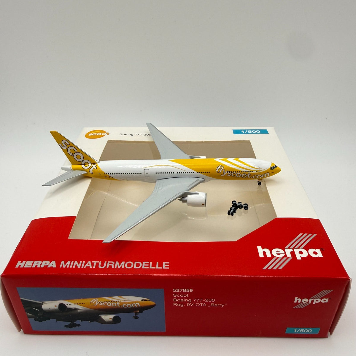 Herpa Wings 1:500 Scoot  777-200