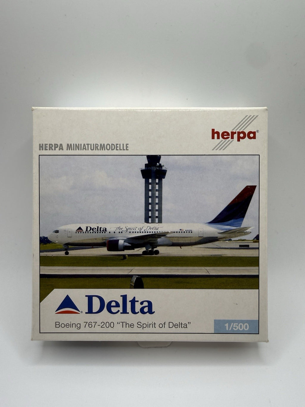 Herpa Wings 1:500 Delta Airlines 767-200