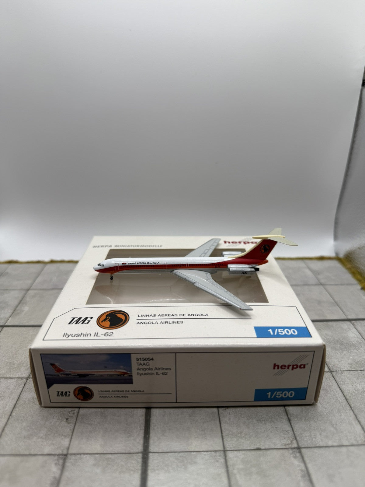 Herpa Wings 1:500 TAAG Angola IL-62